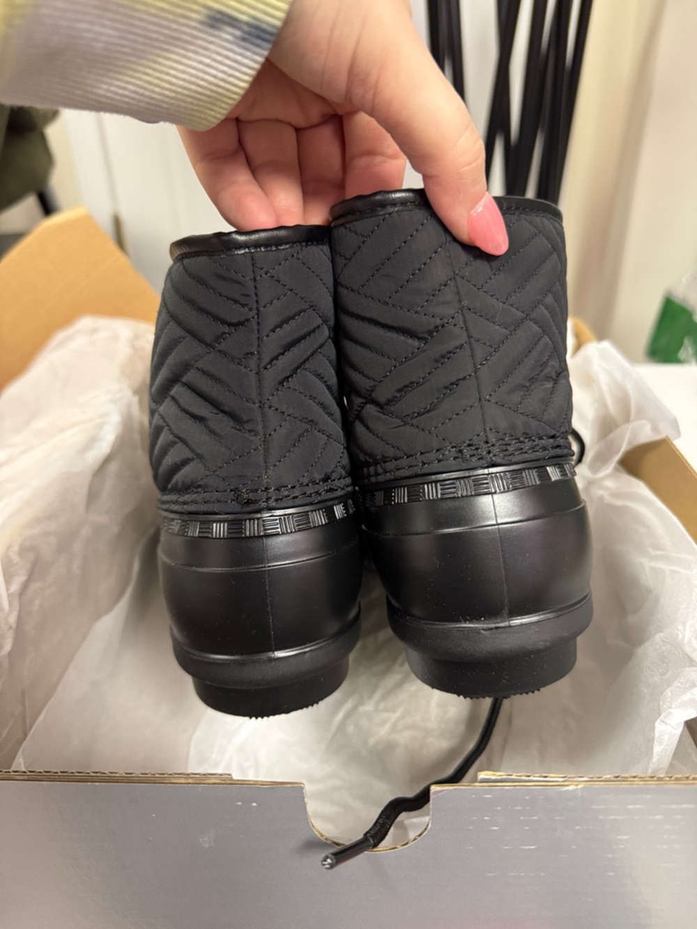 Size 9 WIDE - CLOUDWALKERS - Mona Quilted Weather Boot Black NEW - Picture 11 of 13